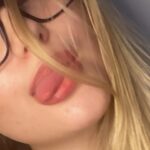 Lyliana Wray Instagram - New glasses 🤓