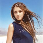 Lynda Thomas Instagram - 🎧 No saben lo increíble que están quedando las nuevas versiones de algunos temas como esta canción (“Para tí”) y además no se esperan lo que estamos haciendo con algunas otras 😳😜 Por si fuera poco, los nuevos temas que hemos escrito, finalmente encontraron su identidad. Ahora sí, ya falta menos, por lo pronto, larga vida y muchas gracias por seguir aquí ☺️ #tbt #ready #keepgoing #lyndathomasoficial