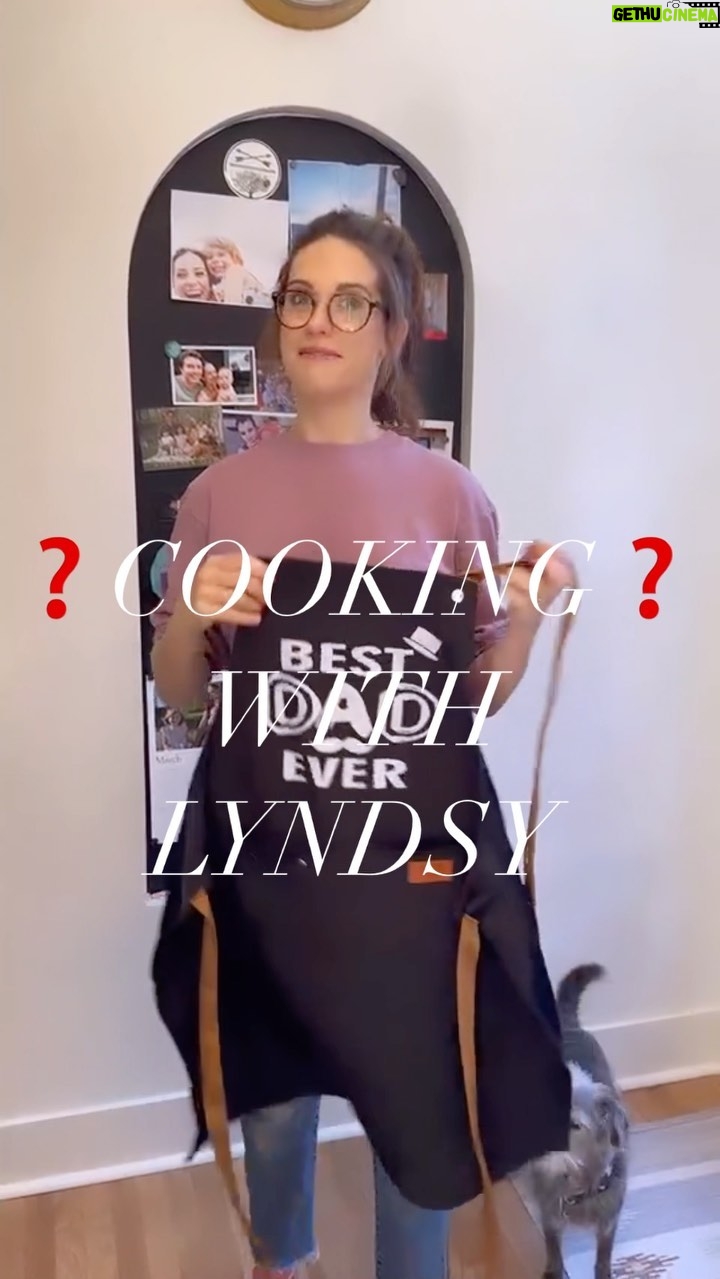 Lyndsy Fonseca Instagram - Episode 2 COOKING❓WITH LYNDSY. I made something sort of edible and got onion in my sisters eye. Have a great day.