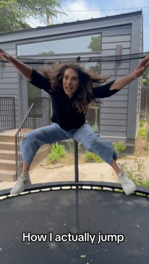 Lyndsy Fonseca Instagram - Comment below which jumper are you