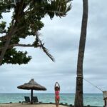 Lynn Collins Instagram - @leftonfriday 🌴…. @castawayislandfiji #fiji