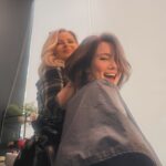 Lynn Collins Instagram - Thank you @shag_hair_studio ✂️✂️✂️✂️✂️✂️✂️✂️✂️✂️✂️✂️✂️✂️✂️ Cuttin’ cords and locks ❤️ #haircut #hairstylist #newdo #whodis #bob #brunette #blonde #healing #letitgo