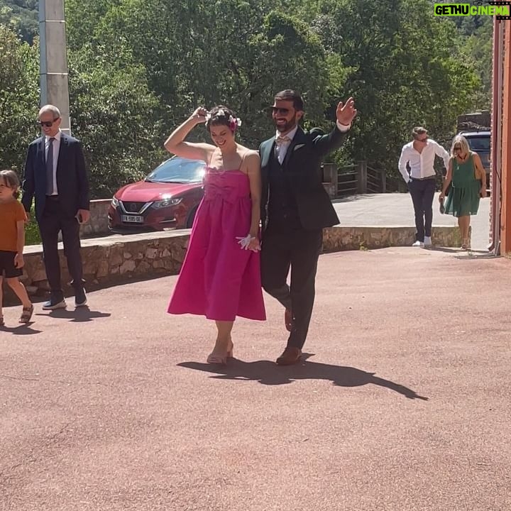 Lynn Collins Instagram - And then there was the south of #france β₯οΈππ€ Old friends gathered to attend Sue and Ollieβs wedding π These two have been through so much, and it was such a honor to witness their commitment being recognized and celebrated in this most gorgeous, magical setting π€ πΏππΏ