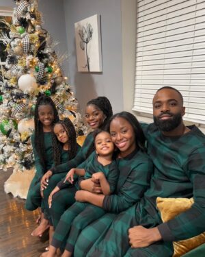 Lyric Hurd Instagram - Merry Christmas Eve from the Hurds🎄✨❤️