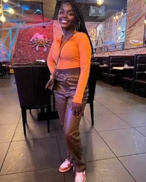 Lyric Hurd Instagram - Birthday Girl 🧡🤎 #hurdgirls #fourteen