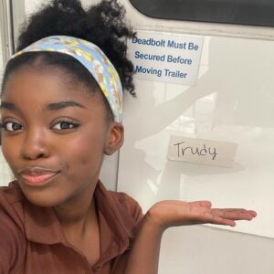 Lyric Hurd Instagram - Had a blast at work today! ❤️
#hurdgirls