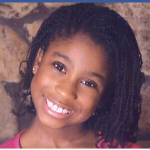 Lyric Ross Instagram - G nobody could tell me nun... the cutest treasure troll💀
Ma was telling me about how I memorized a monologue from the movie Incredibles and I was not even two🤦🏽‍♀️ Natural God given gift😉 
#tbt #babygirl #drivensinceday1