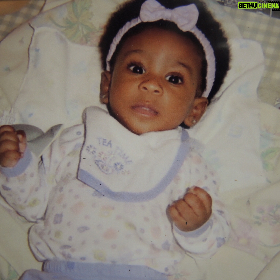 Lyric Ross - 2.3K Likes - G nobody could tell me nun... the cutest treasure troll💀
Ma was telling me about how I memorized a monologue from the movie Incredibles and I was not even two🤦🏽♀️ Natural God given gift😉
#tbt #babygirl #drivensinceday1