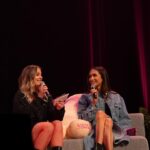 Lysandre Nadeau Instagram - Énorme merci pour ces deux incroyables soirées, Gatineau. À nos invités d’amour aussi: @cassandra.bouchard, @emylalune, @aulitavecannemarie, @kingpreachthepetty et @melaniecouturehumoriste. 🤍 Pis à toute notre gang du @studio.sf_ et à la @salleodyssee. On a déjà tellement hâte aux prochains shows!