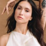 Lysandre Nadeau Instagram - Quelques images de l’éditorial du numéro d’été avec @lysandrenadeau 🤍💍 En kiosque dès maintenant! Cover-girl: @lysandrenadeau Photos: @joelandjustyna Direction mode: @florenceodurand Direction artistique: @elsarigaldies Directrice de publication: @jbuchinger Maquillage et coiffure: @alpersisters (@teamm.agency) Assistants photo: @___sel_de_mer et @fcpweddings Assistants stylisme:  @huguesbergevin et @norahhcloutier Postproduction: @vallali_retouchephoto
