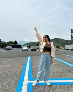 MAME Instagram - Mt.Fuji with everyone ❤️🌥️❤️