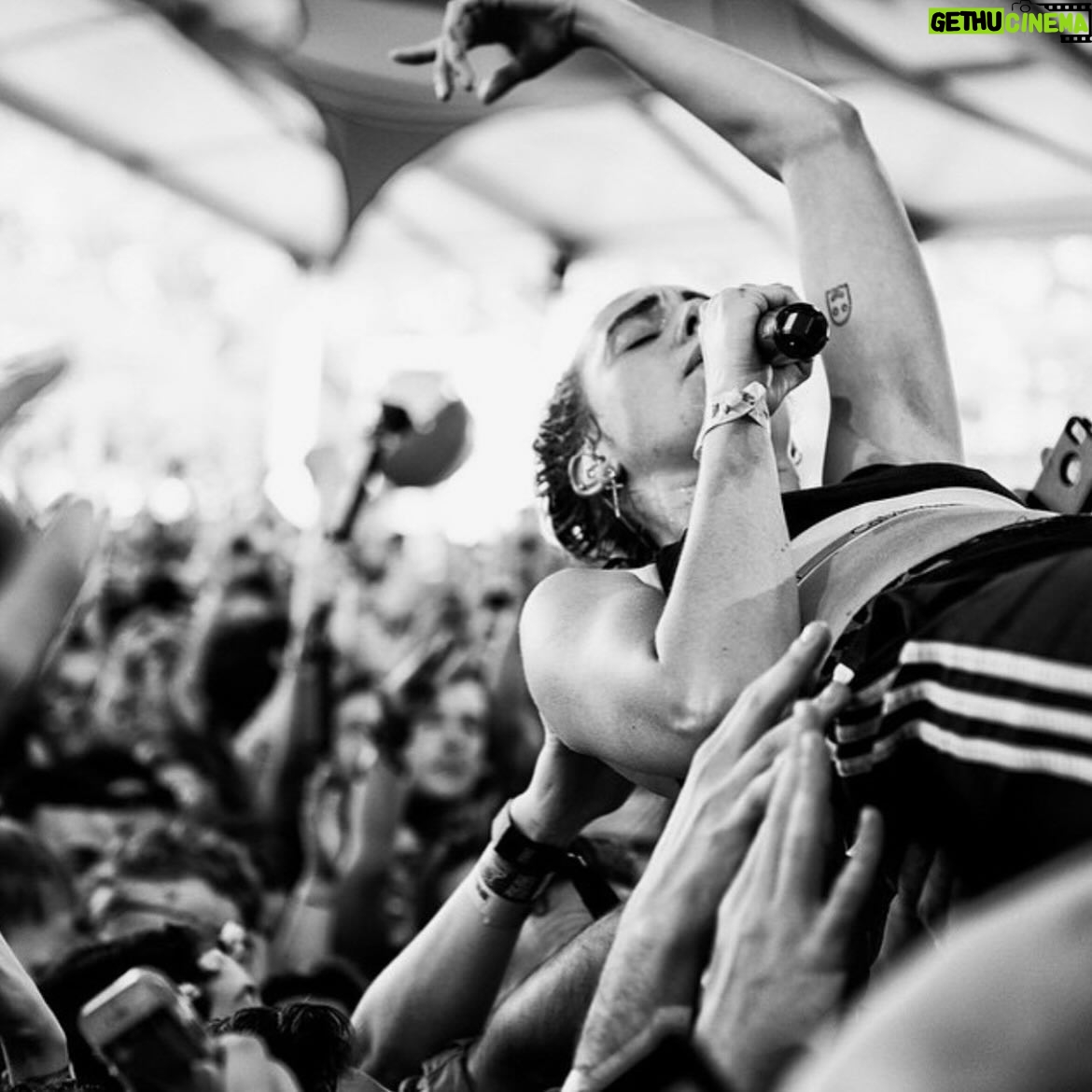 MØ - 8.3K Likes - show announcement soon 🤭