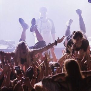 MØ Instagram - show announcement soon 🤭