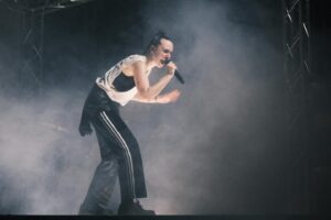 MØ Instagram - Incredible first night 🥹😭 TUSIND TAK VEGA!!!