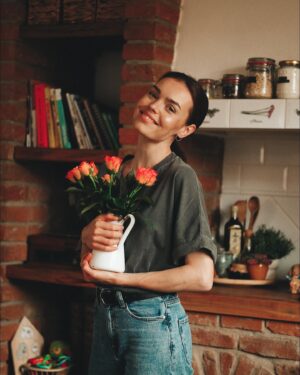 Mária Havranová Instagram - Keďže sú moje nedele bez sociálnych sietí. Prajem Vám milé maminky krásny Deň matiek už dnes. Nech ste naplnené láskou, trpezlivosťou, kreativitou, energiou, empatiou, múdre, silné, vytrvalé a mocne požehnané! ❤️ 

Ruže som dostala od Noela🧡