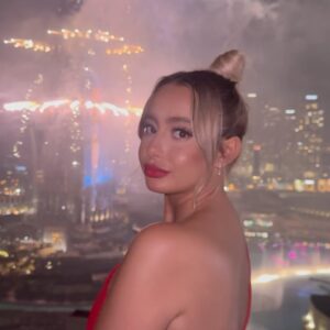Mélissa Sbenn Instagram - HNY 🎆 2024