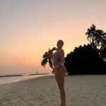 Mélissa Sbenn Instagram - No need a boyfriend to go to the Maldivia