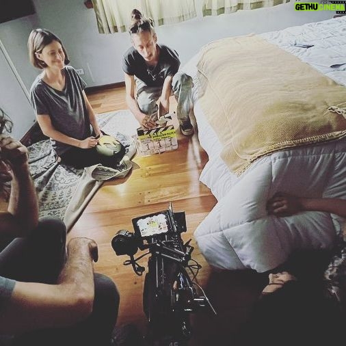 Mónica Antonópulos Instagram - Se filmo . Días intensos. Muchos aromas Calor. Policia Policia Gente linda. Dirigido y escrito @diegorobaldo @mayeroyer @cafe.shortfilm