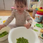 Müjgân Ferhan Şensoy Instagram – Bezelye’den Jingle Bells’e 😂💚🧿