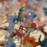 Müjgân Ferhan Şensoy Instagram - İyi ki doğdun güzel kızım, bu günü bizim için unutulmaz kılan @karavanconcept @karavankids @cutiecake.cafe @dreamup.balloons @lepetit.100 ve tüm misafirlerimiz, iyi ki varsınız! 🎈🌸💕 #pera2yaşında #reklamdeğildir