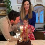 Müjgân Ferhan Şensoy Instagram - Hoş geldin 34, hoş geldin kızım için mumları 4 kere üflemek, hoş geldin anneyle pişti olunan yaşlar! 🥰❤️🎈