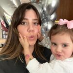 Müjgân Ferhan Şensoy Instagram – Pera 2,5, Aren 3 yaşında, “hoş geldin bahar” dumpı! 
#yarımyaşınkutluolsunpera 🌸💓🧿🧿🧿