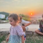 Müjgân Ferhan Şensoy Instagram - Yaz kapanışı 🤍🍒🌅❤️ Ali&Ömer&Pera Aslında ben de ordaydım ama ispatlayamam. (anneler beni anladı)