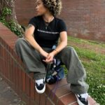 MK xyz Instagram - Baggy pantalone & baby tees 🤌🏽 #girlswhodresslikeboys @girlswhodresslikeboys