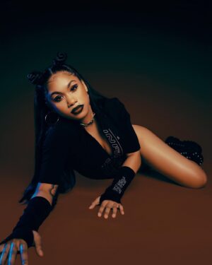 MK xyz Instagram - Dressed to KILL, like a doll⚡️ @dollskill 
Creative director/ photographer: @yungceophoto x @neelytownes
Artist: @itsmkxyz
Fit: designed by @chaliabreonn w @dollskill
MUA: @rachaelreneemua
Hair: @nataviaholmes
Video: @directedbydale
Space: @camkirkstudios
Bts: @kyesams

#fashion #makeup #style #anime #punk