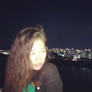 MMARY Instagram - 12 월 이라고라? 마무리할 준비. 잡탕으로 올려본다. 
9번째 영상은 올해 날 제일 많이 웃게한 짤.

#december #2023 #jblack #mmary #제이블랙 #마리 
#레쓰고 #커몬