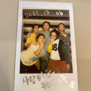 MMARY Instagram - 우람한 팔뚝 이슈.
운동회 꼭두각시 출때도 과몰입했던 말희.
태생적으로 예쁜척 엄청 좋아하는 말희.
이젠 꽤나 어른된(얼굴이) 말희. 
맘에드는 사진 싹다 모아올리는 맥락없는 말희.