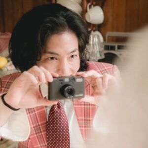 MMARY Instagram - 결혼 10주년이 되었어요.
눈깜짝하니까 10주년이네?
와 서로 더 밀도있게 아껴야겠어요.

인스타로 사진작가님 찾아보다가
정말 사진이 맘에들어 급하게 연락 드렸는데
흔쾌히 응해주시고
꽃도 선물해주시고
너무 멋지게 촬영해주신 작가님 감사드립니다.
@__botong 

몇일간 웨딩사진좀 몇차례 올려도
지겨워하지 말아주세요…😉🫶

- 드레스: 당근으로 촌시런 드레스 검색 후 3만원 구매. 
- 헤메: 셀프
- 그냥 게임하는 느낌으로 찍으려했는데 너무 진심으로 게임을 해버린점…ㅋㅋㅋㅋㅋ (슈퍼마리오) 

#마리 #제이블랙 #쀼 #결혼10주년 #기념일 
#weddingphotography