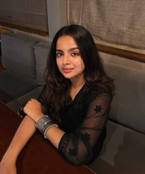 MV Namritha Instagram - 🖤