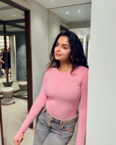 MV Namritha Most Liked Photos and Posts