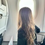 Maïka Desnoyers Instagram - 4 ans, c’est l’âge de la découverte et j’adore ça. Livia a une imagination incroyable et elle me fait TELLEMENT rire. J’aimerais voir la vie avec ses yeux 😍