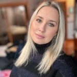 Maïka Desnoyers Instagram - De retour en tournage après quelques semaines de congé. Je dois admettre que j’étais contente d’avoir moins de tournage puisque l’immobilier était en 🔥 💋 @anne_marie_makeupartist