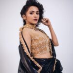 Maalavika Sundar Instagram – Gorgeous @sundarmaalavika
Draping done by @style_with_anbu
Outfit @maliboo_bridalwear
Makeup @subsartistry
Styling @hannah.glory