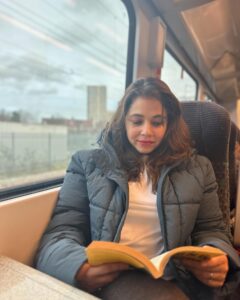 Maanvi Gagroo Instagram - Train-ing in progress 🤪 #🚂 #dump