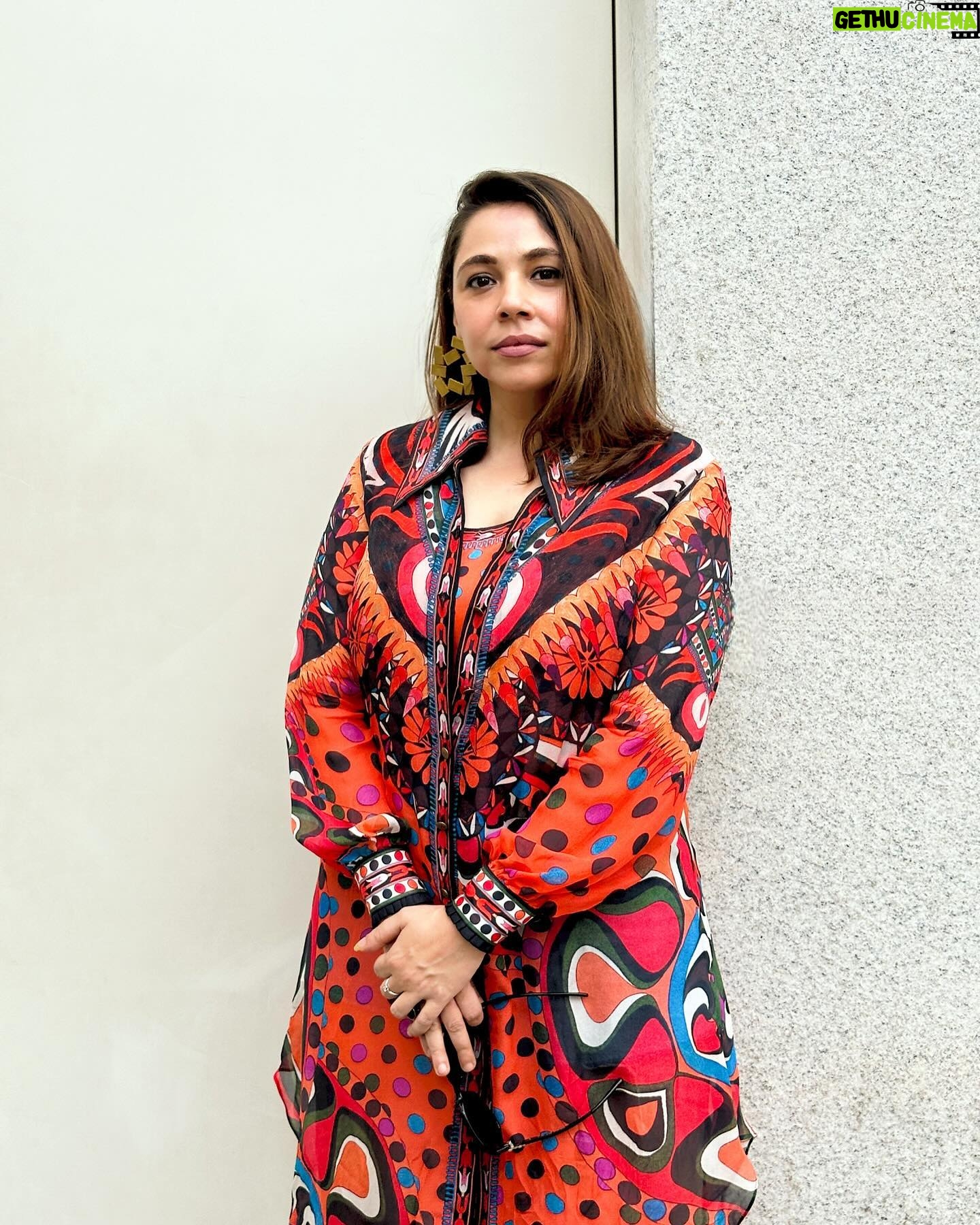 Maanvi Gagroo Instagram - Warm or cool tone? Wearing @rajdeep.ranawat.official for ‘The Nizam’ collection at #lakmefashionweek @fdciofficial
