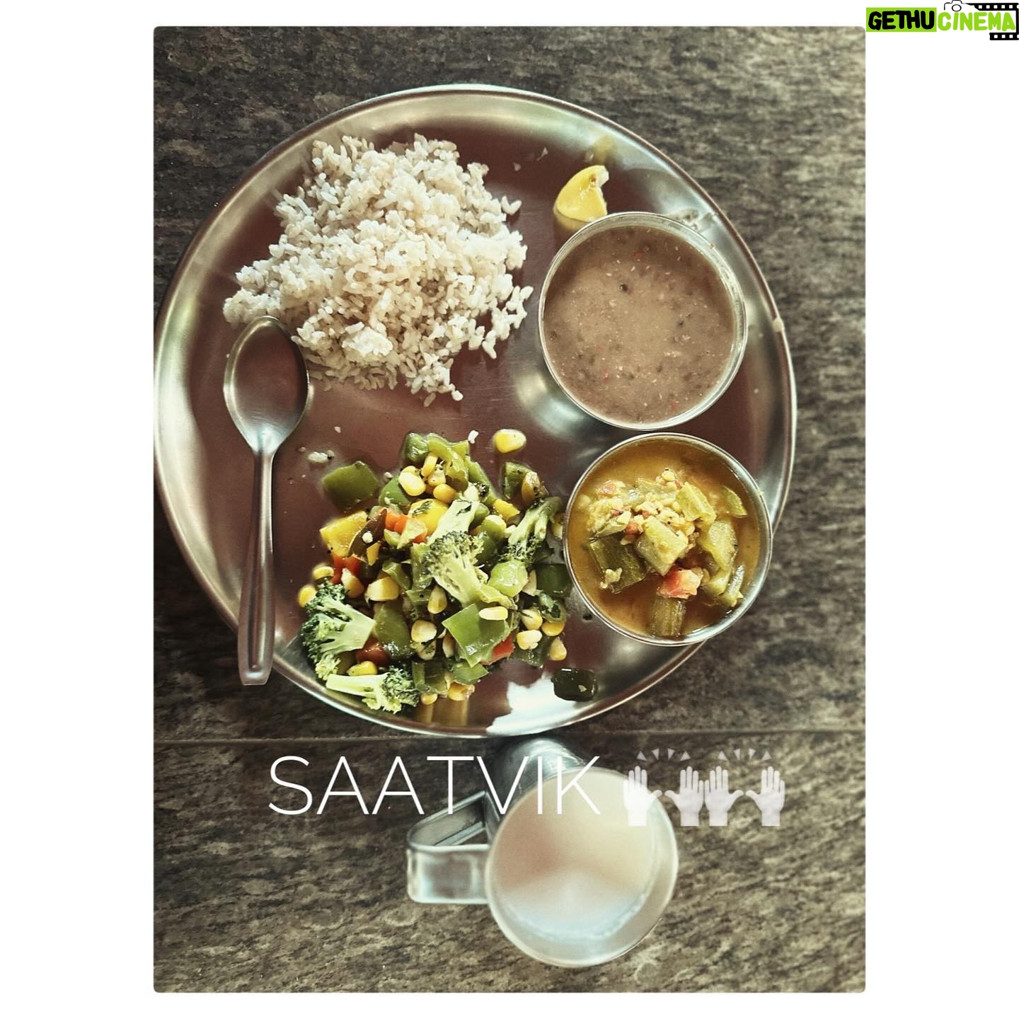 Maanvi Gagroo Instagram - “I’m sorry for what I said when I was hungry. And I’m sorry for everything I’ll say when I’m hungry again.” #foodgasm #dump
