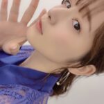 Maaya Uchida Instagram - ムビきゅんの収録してきました！ 青ワンピースのお衣装！ 髪も伸びてきたのでまとめてみたけどどうかしらー！ この日はすっきりめにしてみました。 今月の放送もみてね〜☺️✌️