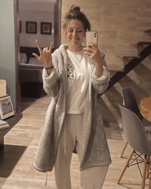 Macarena Miguel Instagram - The real motherhood parte 3. Esto fue el viernes a las 9 pm 💪🏻