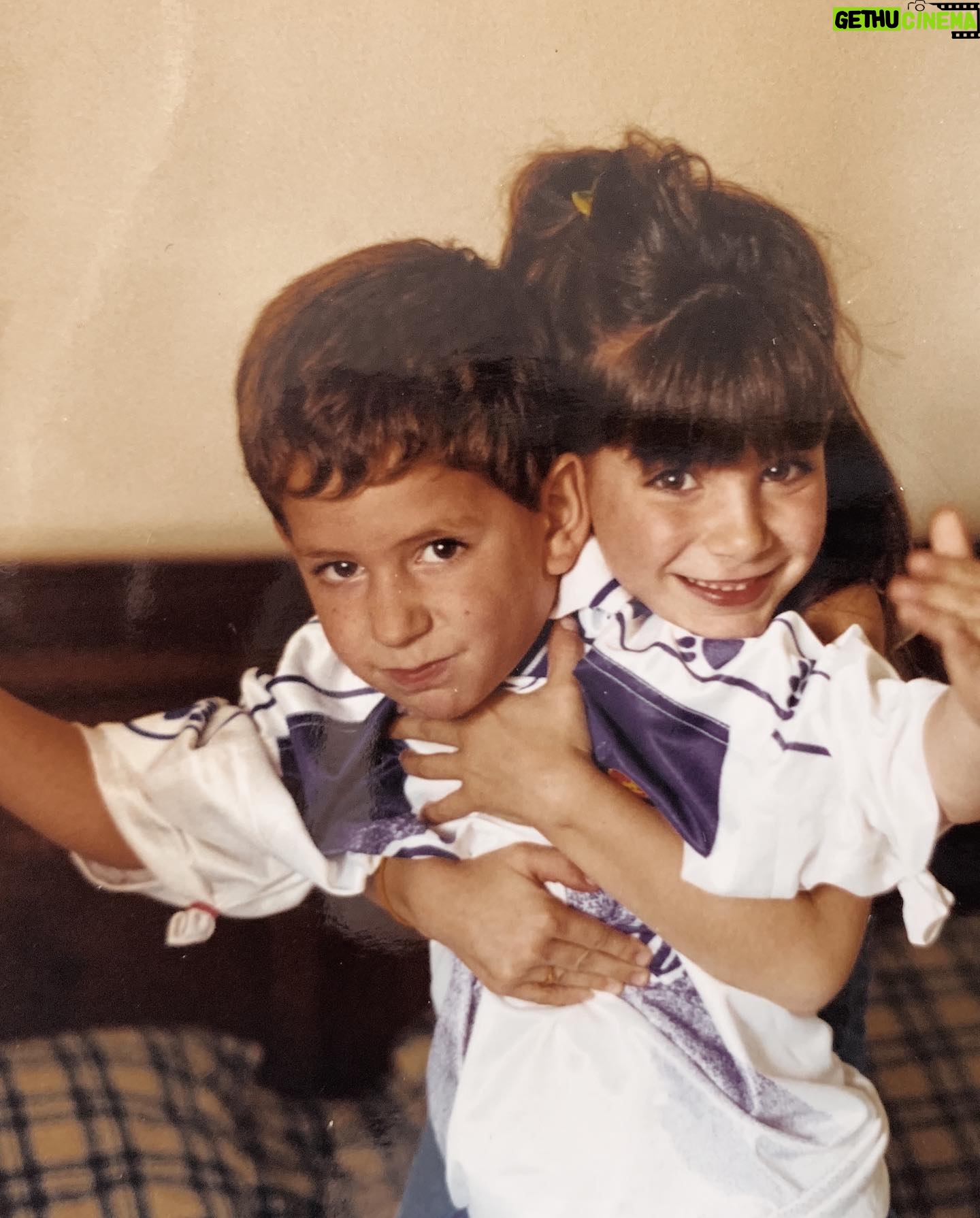 Macarena Miguel Instagram - ¡Feliz Día del niño! 🤍🎈