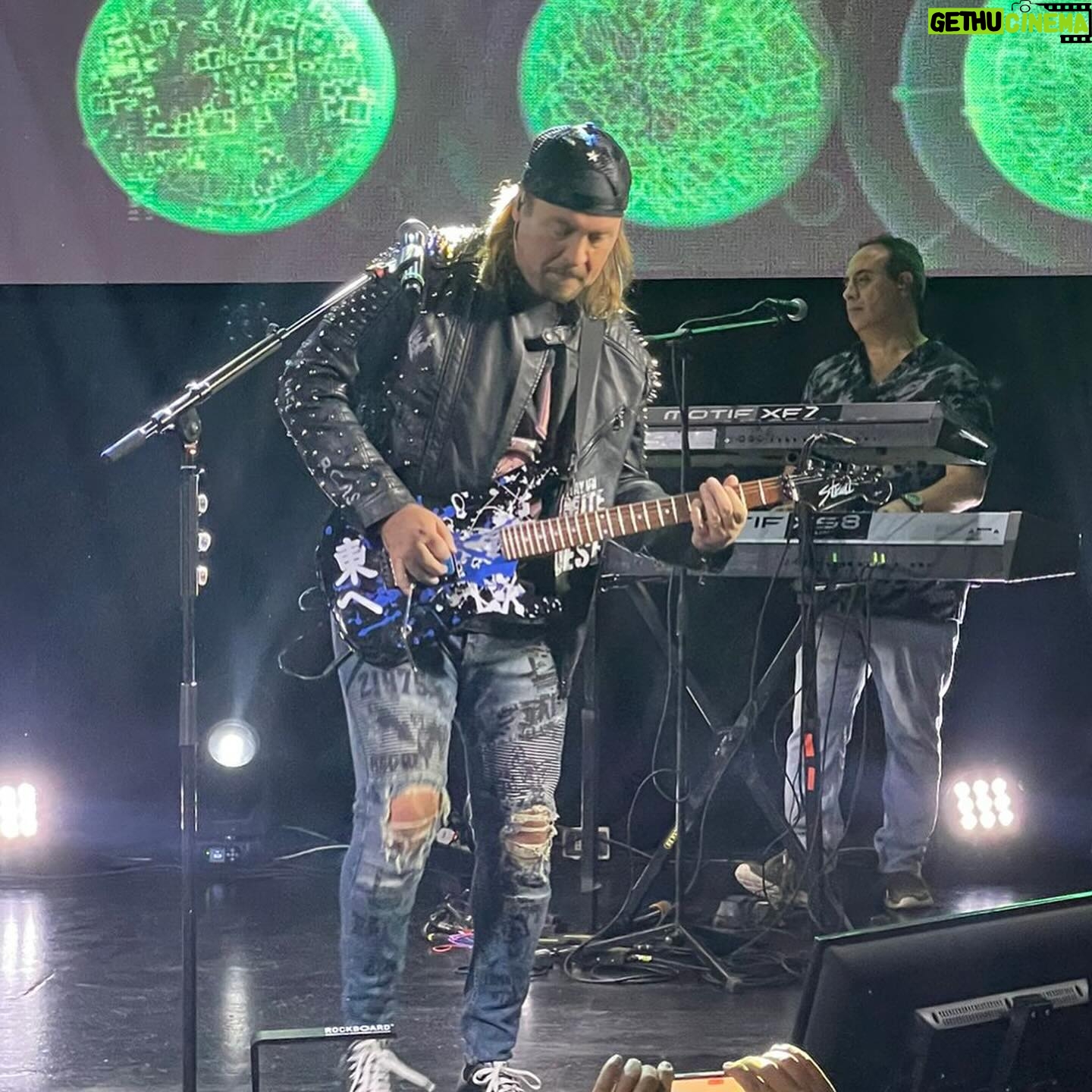 Macarena Tondreau Instagram - Algunas fotitos de anoche… @alfalonxo @alesteoficial @ricardo_aleste @sergioribachichi @barros.cc @jjuanpablo70 @litozereneoficial