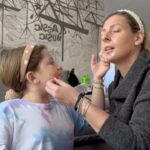 Macarena Tondreau Instagram - Día mamá e hija…..no puedo estar tanto tiempo tranquila y seria!!! Por suerte la Celeste me tiene paciencia y me sigue en todas 😍😂 Y a la #morita no hubo caso que le pusiéramos una mascarilla😂😂😂😂 #madreehija