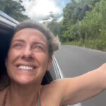 Macarena Tondreau Instagram - Es tan difícil resumir todas las emociones que vivimos en este viaje. Compartimos en familia y vivimos la naturaleza de #costarica de una manera absolutamente salvaje. Con perezosos, monos, iguanas, mapaches, loros….muchos animales. Hasta vimos desovar a una tortuga hermosa.….que por respeto a ese momento tan perfecto, preferimos no grabar. Sólo puedo agradecer estas experiencias tan inolvidables. Cada día admiro más a la naturaleza. Conocimos los lugares en donde vivió @alfalonxo Un viaje redondito❤️❤️ @martisampieri.t #celestealonsotondreau #viaje #perezosos #naturaleza #mapaches #tortugas
