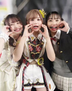 Machico Instagram - C
#異次元フェス DAY1
たちばなひな・やのひなきは私を見るとオレンジジュースをくれます🍊やさしい子たちです🍊
まちこはえがおになります🍊
#Machico #伊吹翼 
#アイドルマスター #ミリオンライブ
#アイラブ歌合戦_Day1