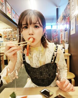 Machico Instagram - C
まちこ、エビ、すき🦐
とくに、生エビ、すき🪸😶‍🌫️🫧
うまいもいうまいもい
#Machico #もぐもぐまちこ