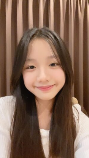 Machida Sutthikulphanich Instagram - It’s not about the money 💰💴😊❤️ #MakiMachida #เกมรักทรยศ #TheBetrayal #reels #reelsinstagram #reelsvideo #reelsviral #y2k #dancechallenge #followme #korea #fyp #dancecover #kpop