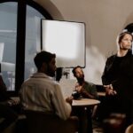 Madalena Brandão Instagram – Tudo tão certo! 
Estes encontros mágicos só acontecem quando há muito amor envolvido! Só assim é que tudo faz sentido e sabemos que estamos no sítio certo à hora certa ✨ 
Que filme tão bonito, que história tão forte, que equipa furacão , que actores tão talentosos, que mulher cheia de power a comandar este barco, que privilégio ter feito parte disto tudo✨✨✨✨🎬

Just the beginning, meus amores 🪩💃 💥
@leleveiga @marcusandre.official 
@chico.fonseca 
@ber.liner_production_house 
@jakobhampel_dp @fred_klaus @yohinna @flavias.makeup.artist @filmmaker.and.friend @this.is.schmutzler e todos todos ✨
@carrelosquad